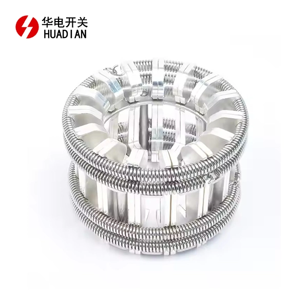 What are the advantages of switch plum blossom contacts?